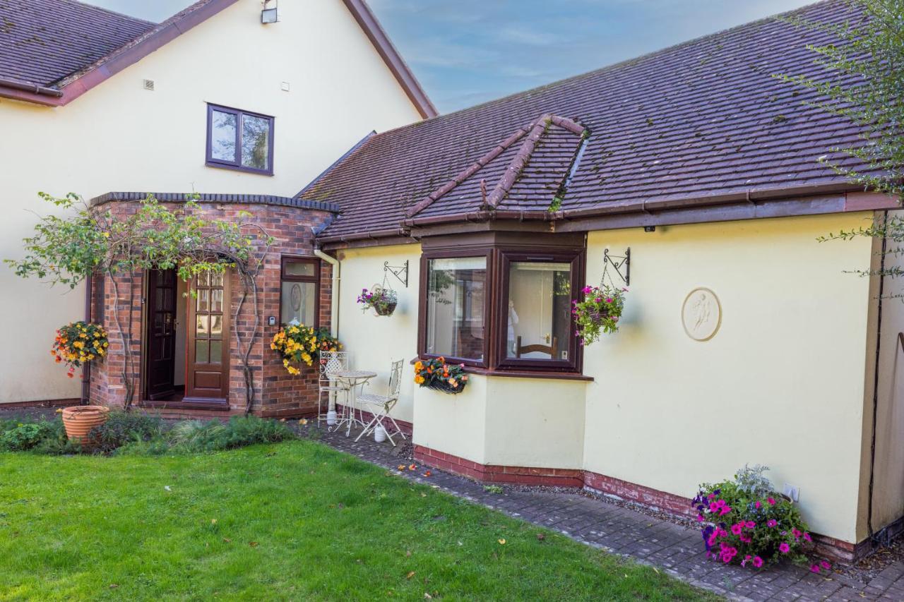 The Cottage On The Common Tenbury Exterior foto