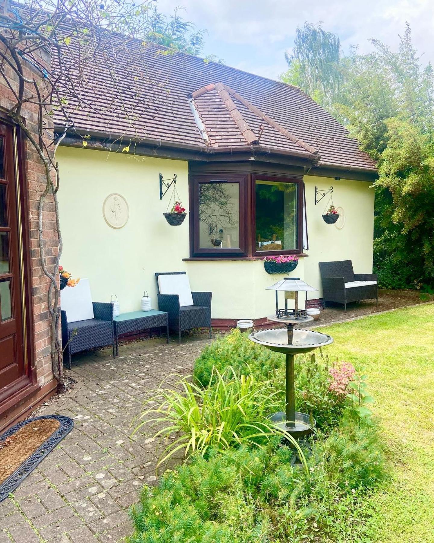 The Cottage On The Common Tenbury Exterior foto